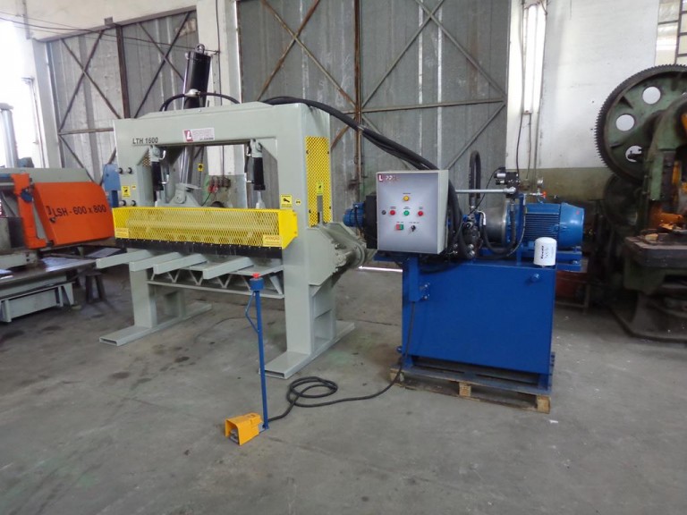 Tesoura Hidráulica LTH-1600