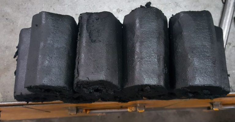 Briquetes cortados